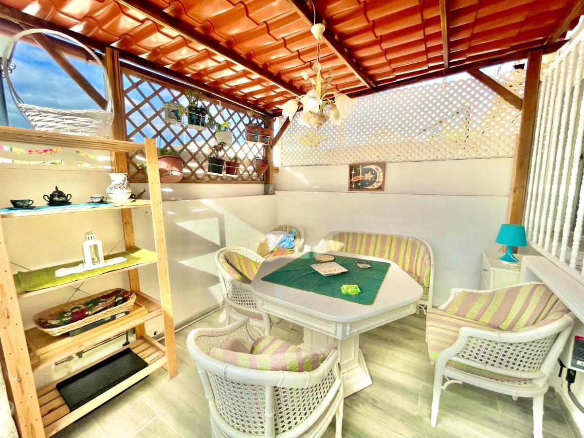 Cozy Bungalow Costa Del Silencio Exterior photo